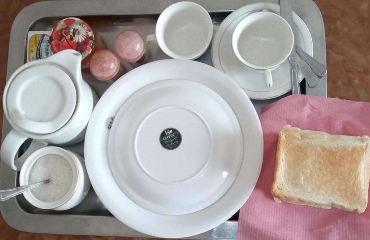 Hira Guest House カラチ エクステリア 写真
